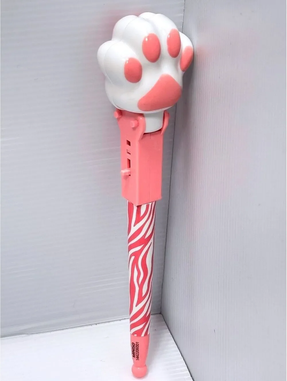 Miniso Pen Pink and White Cat Paw Pen with Zebra Print Barrel -NEW